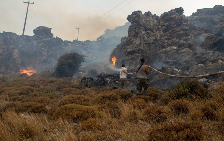 19 Thousand people evacuate from Greek island of Rhodes