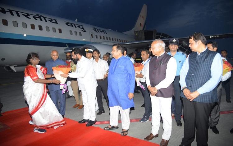 President  Droupadi Murmu arrives at Ambedkar International Airport in Nagpur, for 3-day visit to Vidarbha region