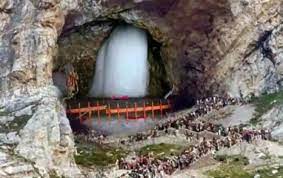 J&K: Over 12,400 pilgrims pay obeisance at holy cave shrine of Shri Amarnathji amid tight security cover