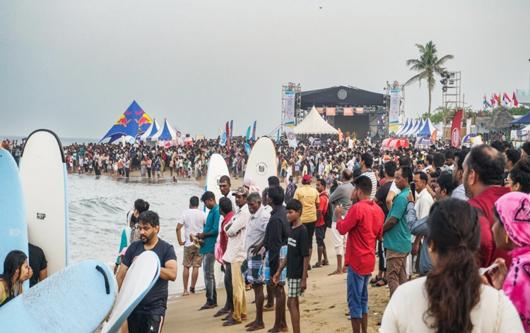 Tamil Nadu International Open World Surf League is ready for semi finals for women and quarterfinals for men