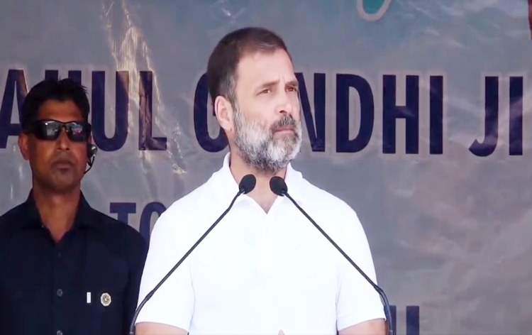 Rahul Gandhi holds public rally in Kargil