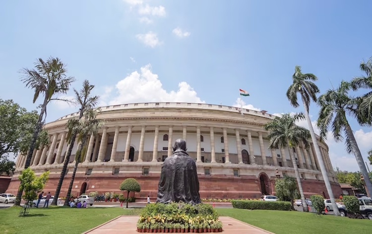 Parliamentary Standing Committee recommends mandatory declaration of assets by Supreme Court and High Court judges