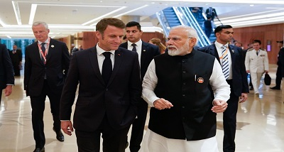 प्रधानमंत्री नरेन्‍द्र मोदी और फ्रांस के राष्‍ट्रपति इमैनुएल मैक्रों ने द्विपक्षीय सम्‍बंधो में प्रगति की समीक्षा की