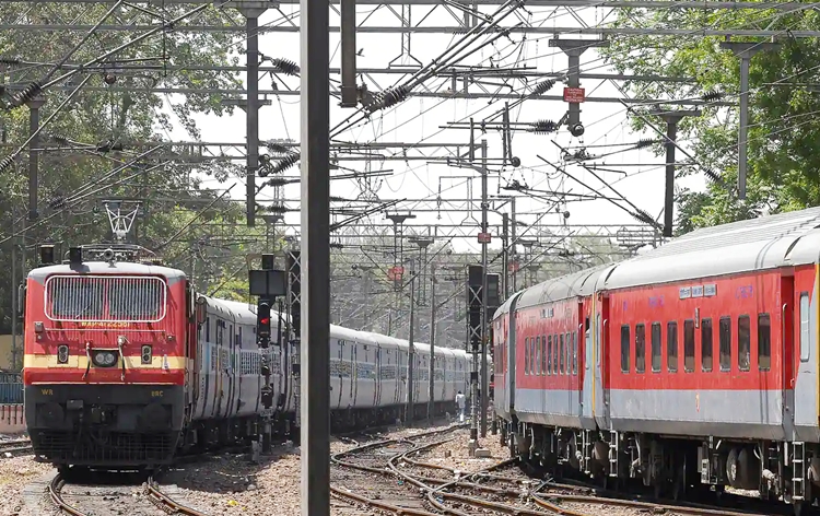 धनबाद से डेहरी ओन-सोन तक चलने वाली इंटरसिटी एक्सप्रेस अब सासाराम तक जाएगी