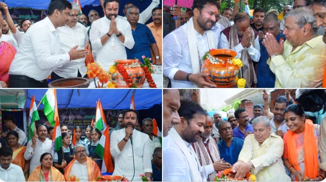 Telangana: Union Minister G Kishan Reddy collects soil from house to house as part of Meri Mati-Mera Desh